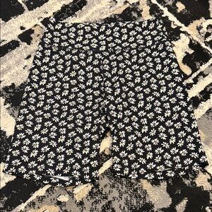 American Eagle Black and White Floral Shorts